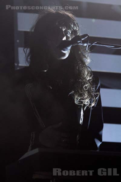 BEACH HOUSE - 2012-08-26 - SAINT CLOUD - Domaine National - Scene Pression Live - 